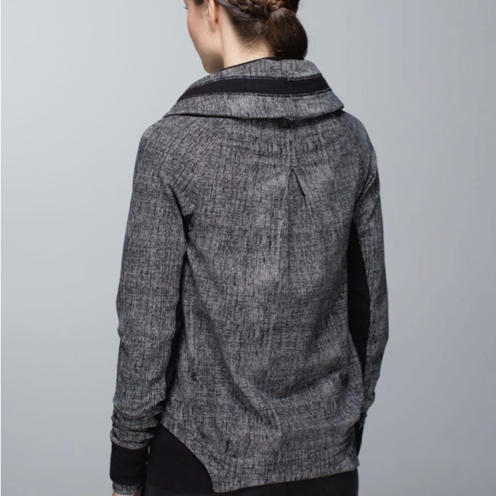Lululemon To Class Jacket - Picture 2 of 9
